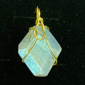 Recycled Labradorite gemstone pendant